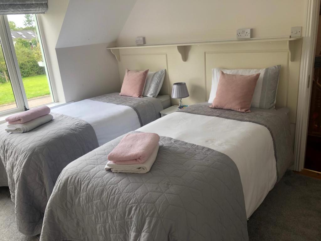 Foxborough Bnb Droichead an Chaisleáin Extérieur photo